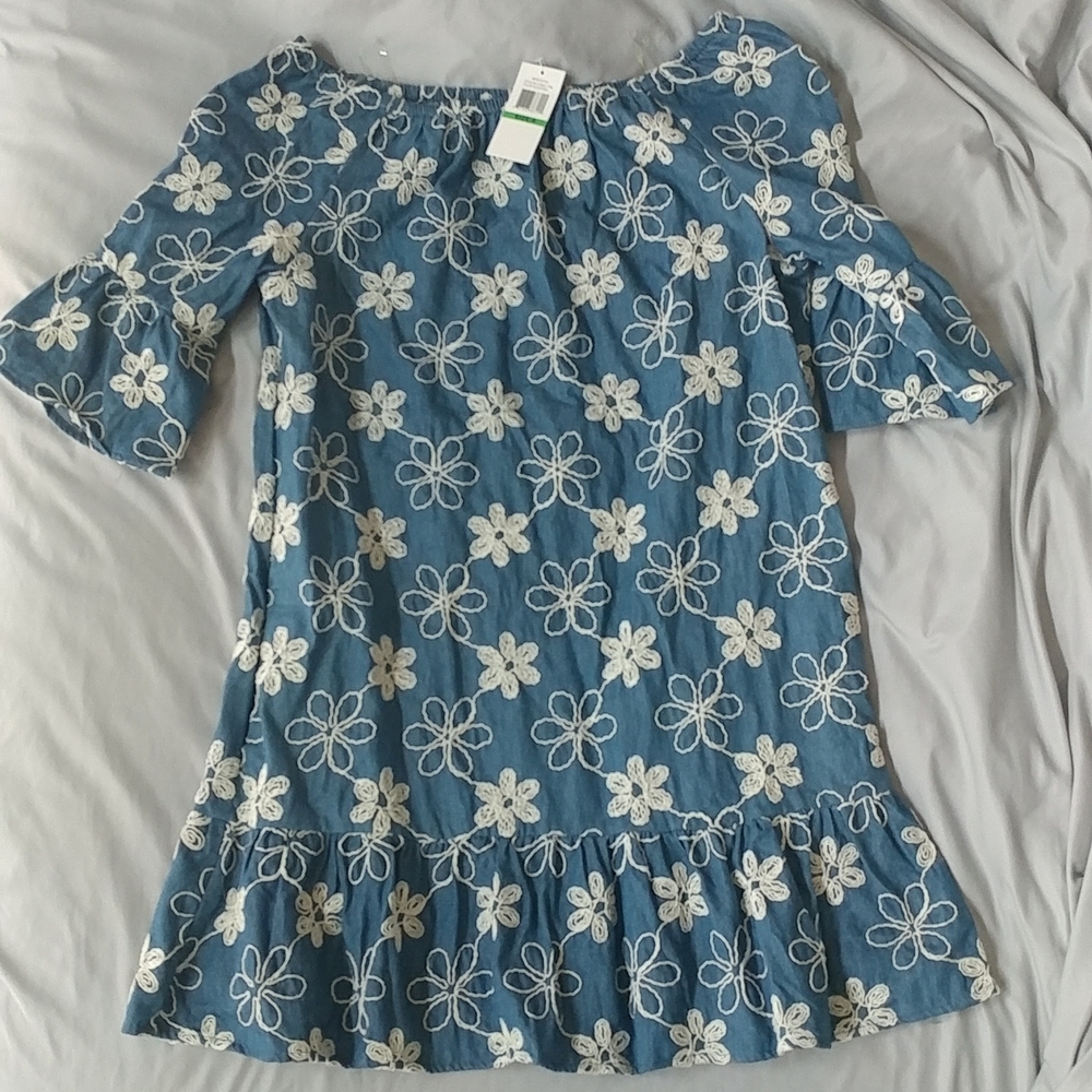 Cute off the shoulders dress